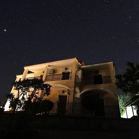 Contessa Apartmanhotel Vasilikí