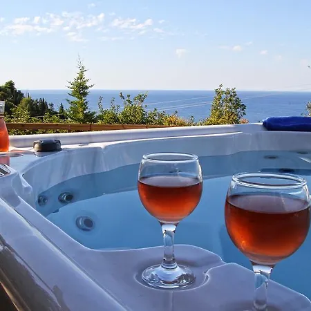 Contessa Lejlighedshotel 4*