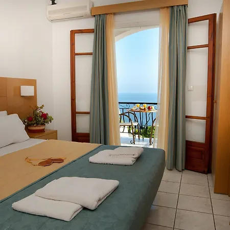 Contessa Aparthotel 4*