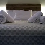 Contessa 4*